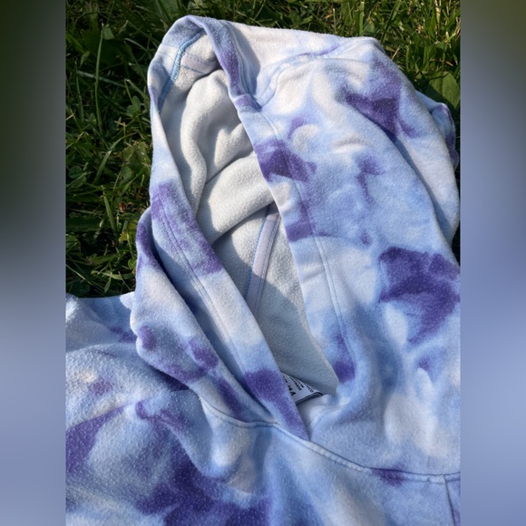 Athleta G!RL Hoodie Tie-Dye Hooded Sweatshirt Girls XL 14 Purple Blue White - Picture 15 of 16